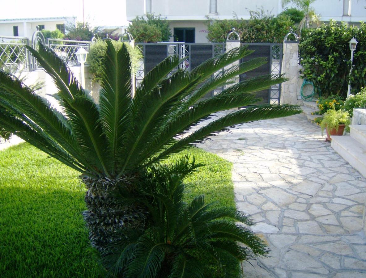 Villa Diomira Torre dell'Orso Buitenkant foto